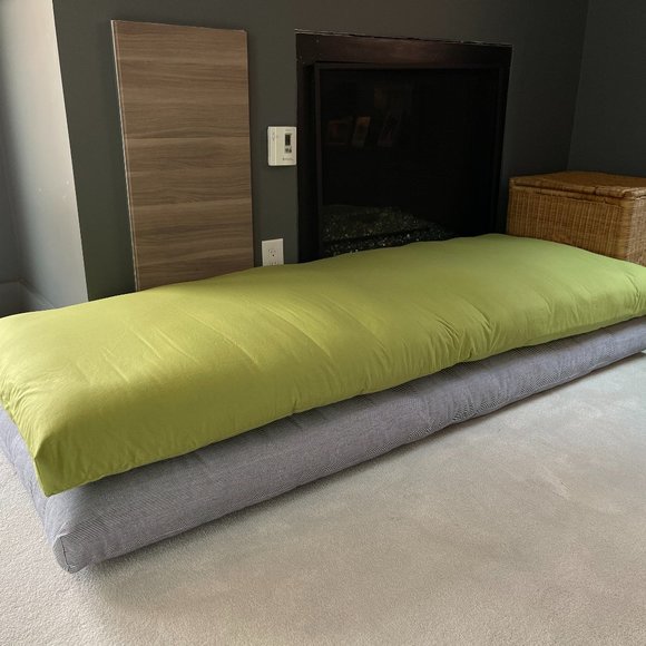 Futon cover OLIVE 100% cotton washed zipper closure  30 x 75 x 5" Canada crafted - Picture 1 of 2